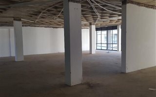 148 m² Commercial space in Southdowns Estate
