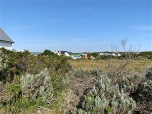 584 m² Land available in St Francis Links