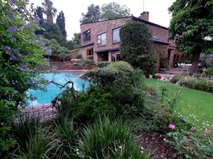 4 Bed House in Bramley Park