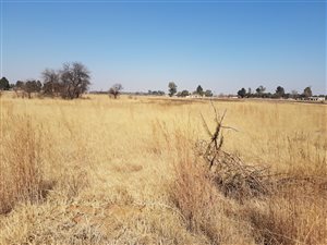 2.1 ha Farm in Theoville