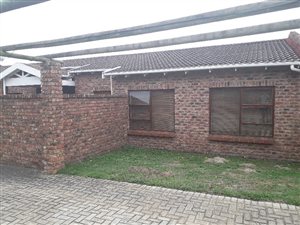 3 Bedroom Townhouse in Broadwood