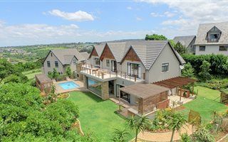 4 Bedroom House in Cotswold Downs Estate