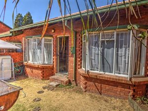 2 Bed Townhouse in Kempton Park Central
