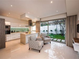 3 Bedroom Apartment in Rosebank