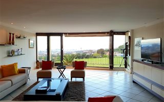 2 Bedroom Apartment in Oranjezicht