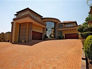 5 Bed House in Meyersdal Nature Estate