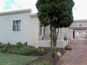 3 Bed House in Jan Niemand Park