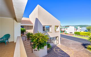 3 Bedroom House in Rexford