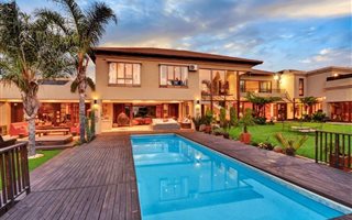 5 Bedroom House in Bryanston West
