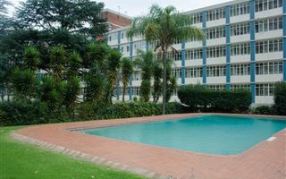 2 Bedroom Apartment in Bedfordview