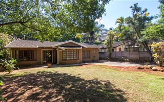 4 Bedroom House in Sunningdale