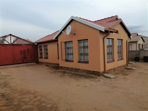 3 Bed House in Mabopane