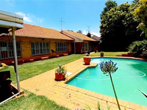 5 Bed House in Hazel Park
