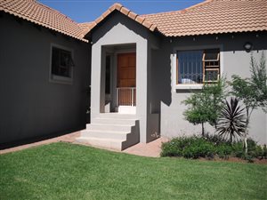 4 Bed House in Emerald Estate