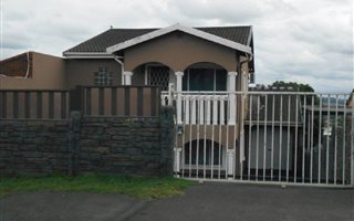 4 Bedroom Apartment in Forest Haven