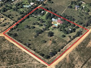 6 Bed House in Farmall