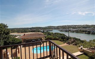 4 Bedroom House in West Bank