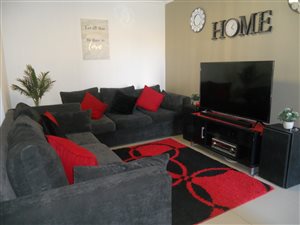 2 Bed House in Blue Downs