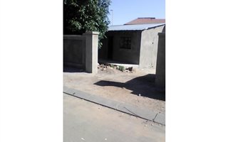 1 Bedroom House in Tembisa