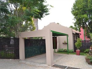 2 Bed Apartment in Halfway House