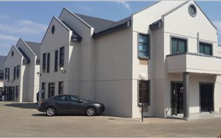 224 m² Office Space in Halfway House