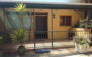 1 Bedroom Flat in Kensington