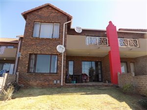 2 Bed Townhouse in Mondeor