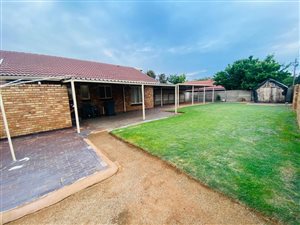 3 Bed House in Riamarpark