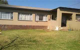 3 Bedroom House in East Lynne