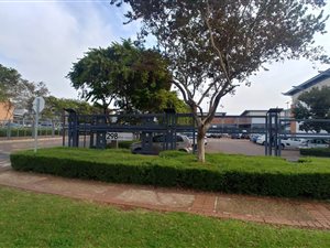 195 m² Industrial space in Eco Park