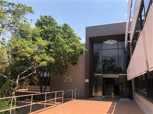 320 m² Commercial space in Woodmead