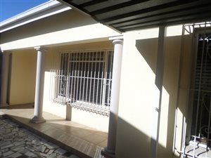 3 Bed House in Springs Central