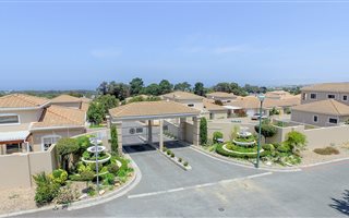 2 Bedroom House in Onrus
