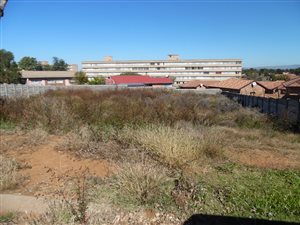 1079 m² Land available in Pioneer Park
