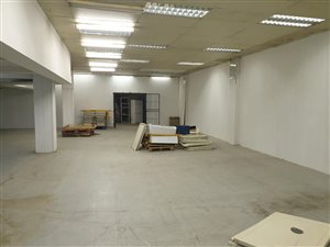 215 m² Industrial space in Turffontein
