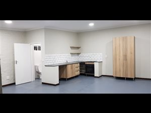 2 Bed Flat in Silverton