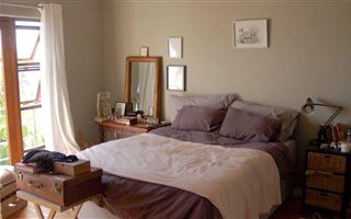 3 Bedroom Townhouse in Vredehoek
