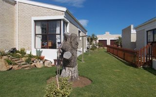 2 Bedroom Townhouse in Jeffreys Bay