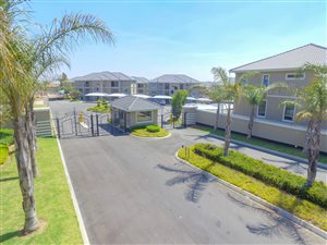 3 Bed Apartment in Fourways