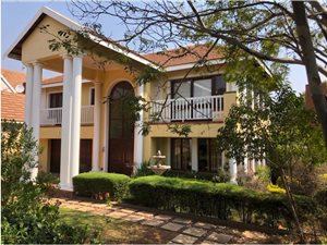 3 Bed House in Woodlands Estate