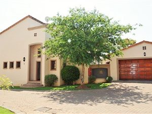4 Bed House in Baileys Muckleneuk