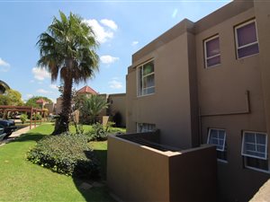 2 Bed Townhouse in Allens Nek