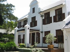 4 Bed House in Morningside
