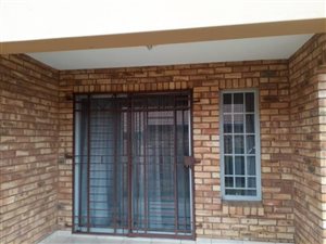 2 Bed Apartment in Theresa Park