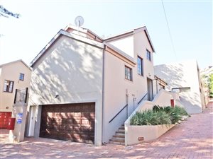 3 Bed Townhouse in Lynnwood