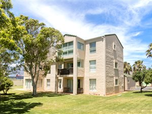3 Bed Apartment in Greenways Golf Estate