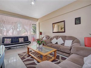 3 Bed Apartment in Yeoville