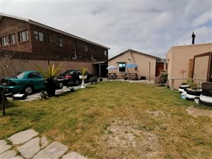 3 Bed House in Weltevreden Valley