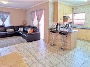 3 Bed Townhouse in Willow Park Manor