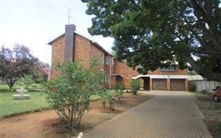 4 Bedroom House in Pollak Park